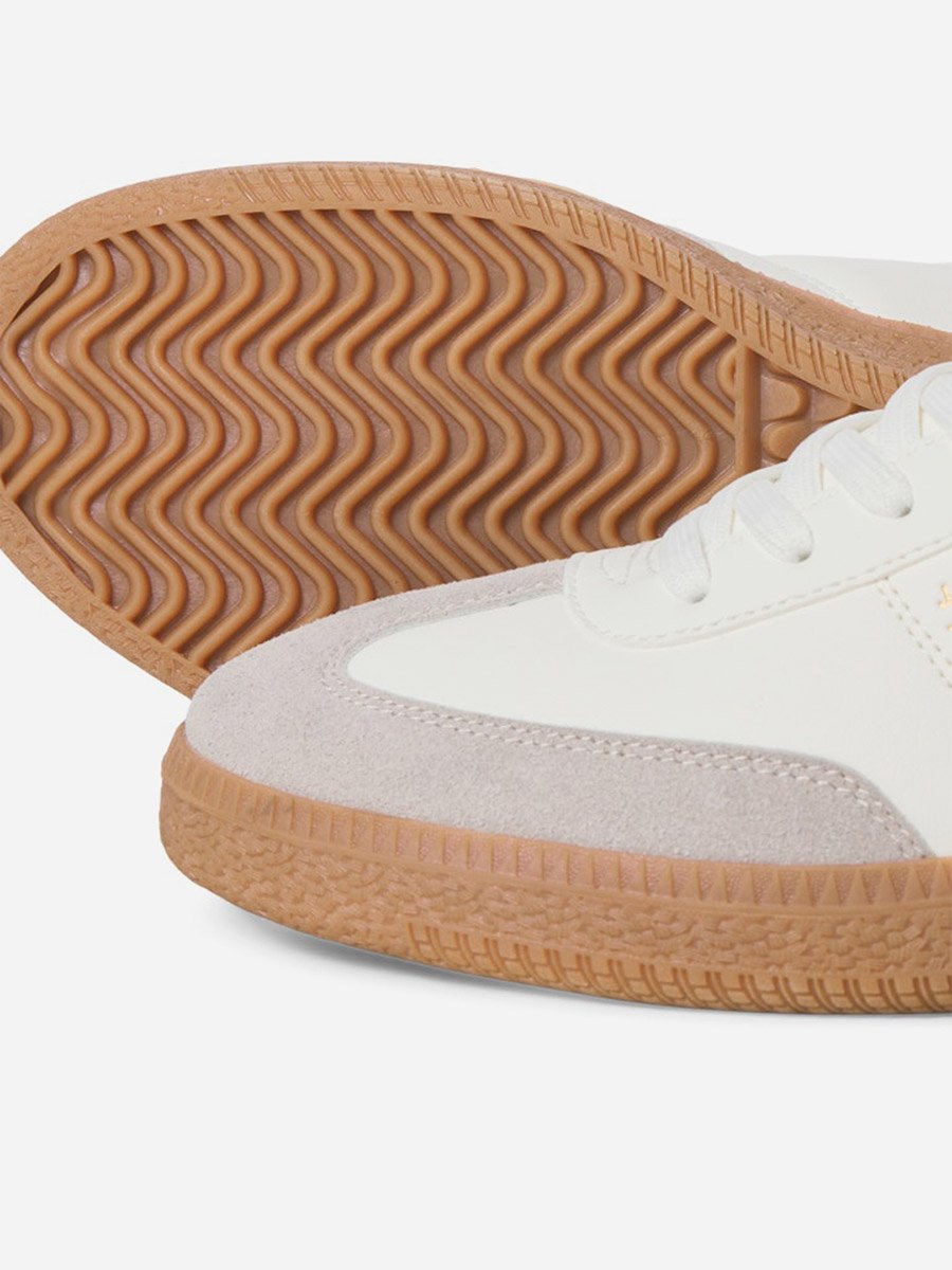 Men White Panelled Lace Up Sneakers