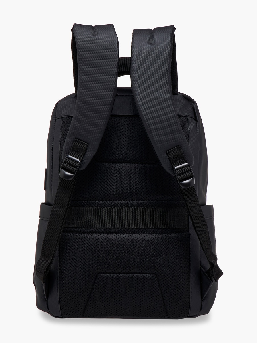 Textured Backpack with Adjustable Straps and Zip Closure - 71x47x41 cm
