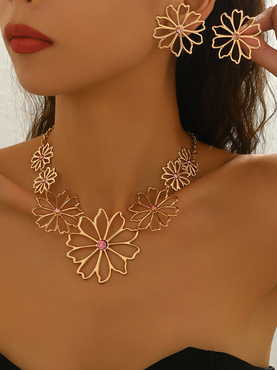 Gold Flower Necklace and Earrings Set