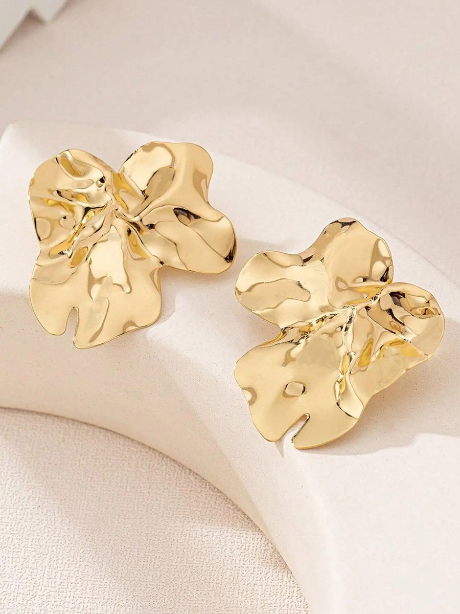Women Chunky Geo Design Earrings