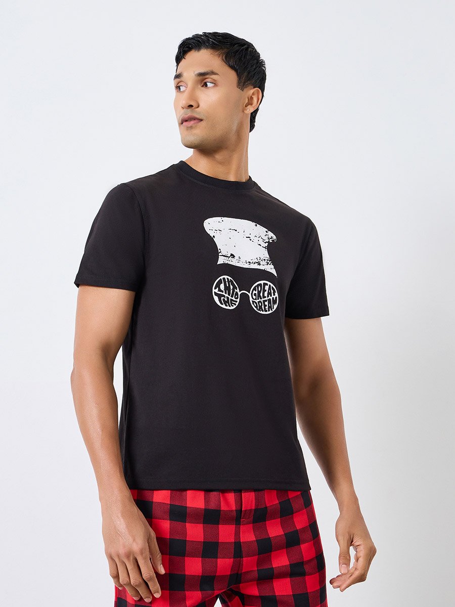 Men Graphic Print Short Sleeve T-Shirt and Checked Pyjama Set