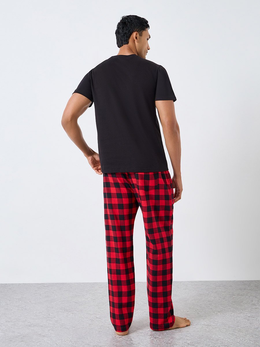 Men Graphic Print Short Sleeve T-Shirt and Checked Pyjama Set
