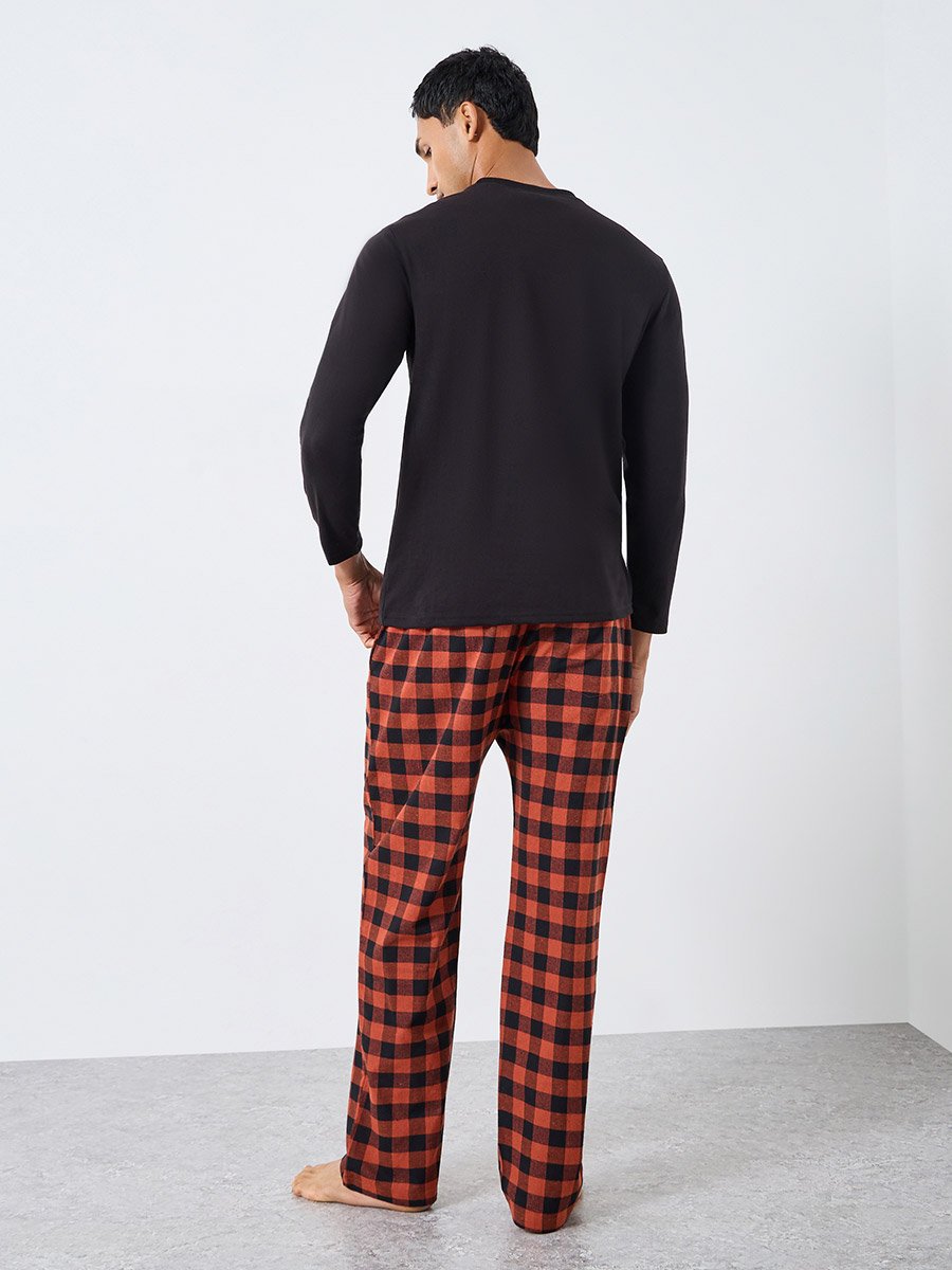Men Black Printed T-Shirt and Checked Pyjama Set