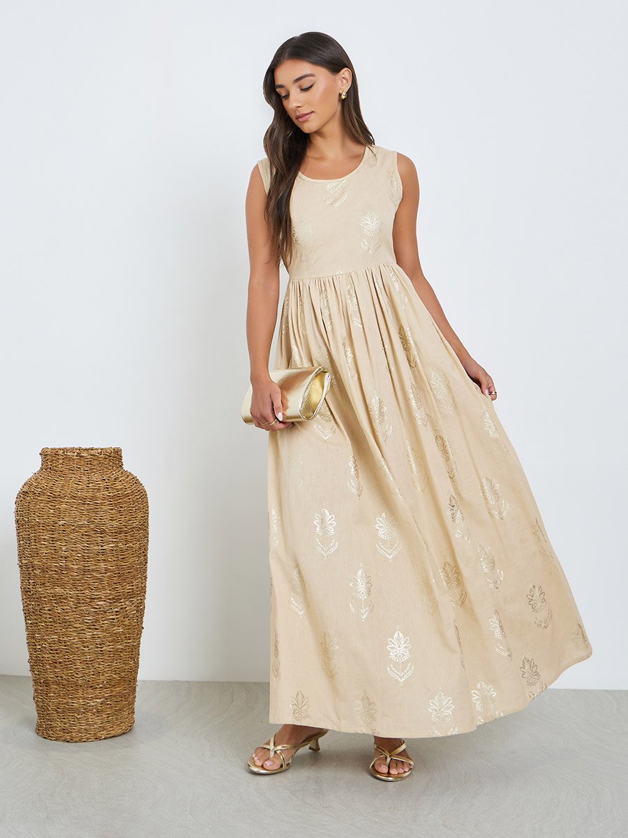 Women Beige Floral Print Sleeveless A-Line Maxi Dress For Women at Bahrain  | Styli