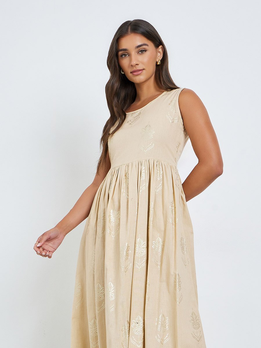 Women Beige Floral Print Sleeveless A-Line Maxi Dress For Women at Bahrain  | Styli