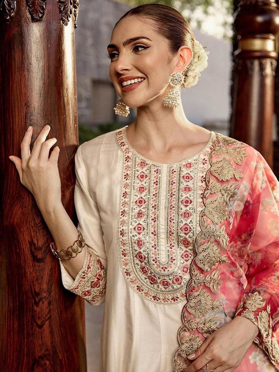 Women Off White Kurta with Pants and Dupatta Set