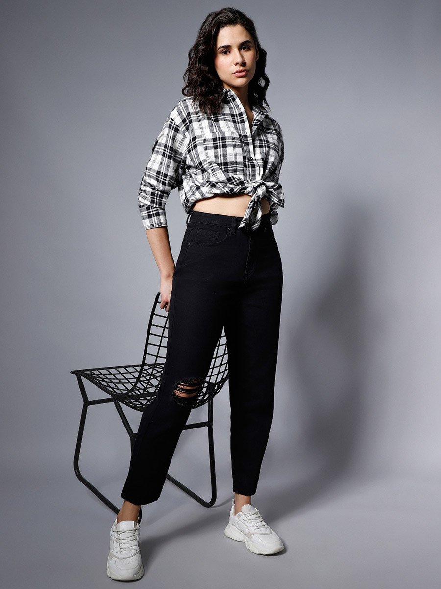 Women Black High-Rise Ripped Knee Jeans