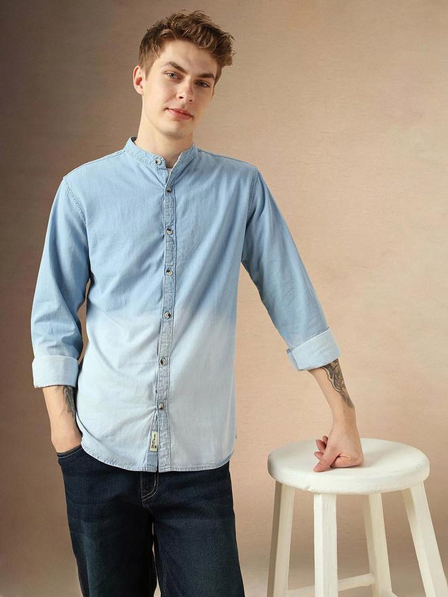 Men Blue Slim Fit Faded Casual Chambray Shirt