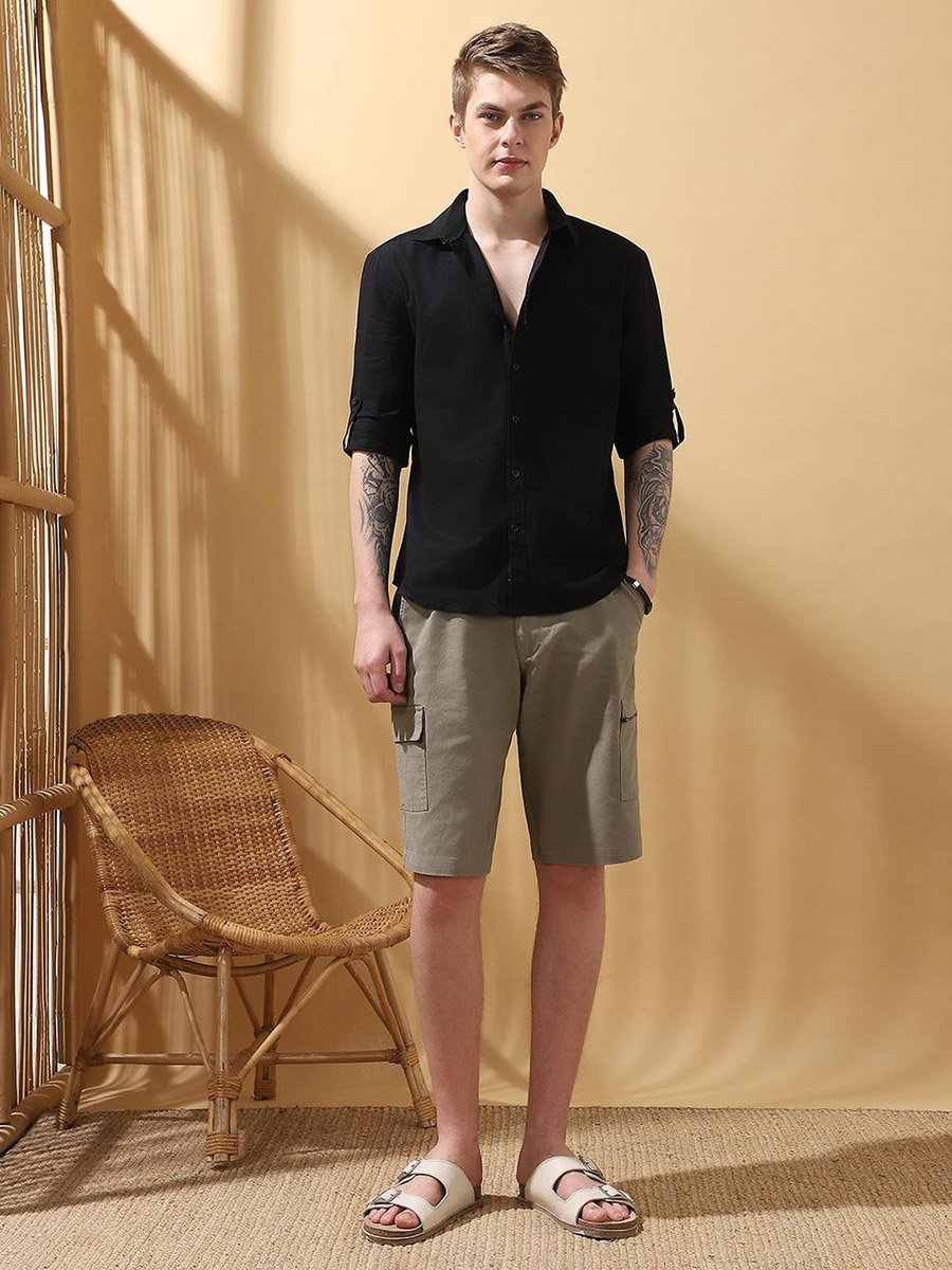 Men Solid Roll-Up Sleeves Cotton Shirt