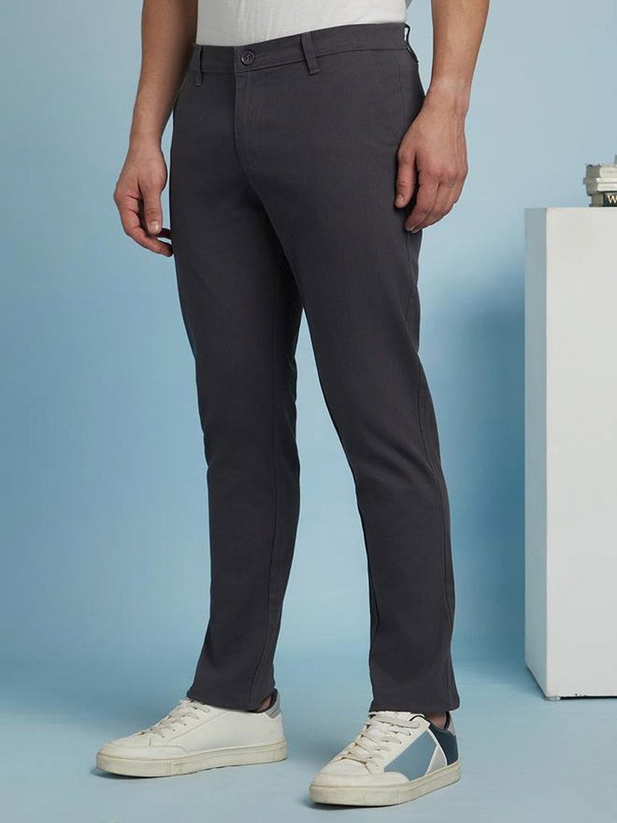 Men Grey Solid Slim Fit Chino Pants