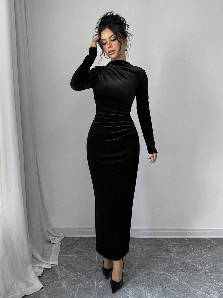 Velvet Look Fitted Waist Long Sleeve Maxi Dress For Women at UAE | Styli Velvet Look Fitted Waist Long Sleeve Maxi Dress For Women at UAE | Styli