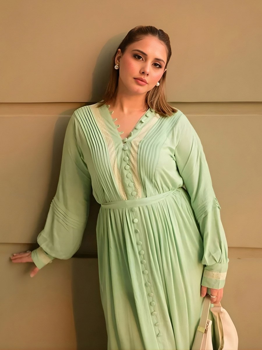 Women Pleated Button Loop Maxi Dress
