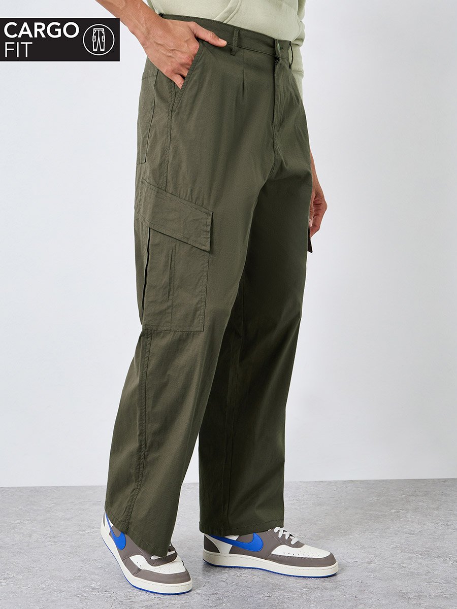 Men Olive Oversized Cargo Trousers