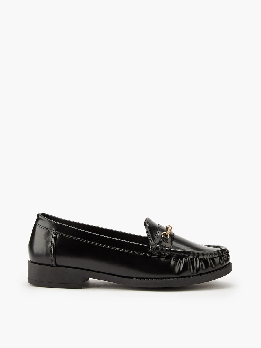 Chain Detail Slip-On Loafers