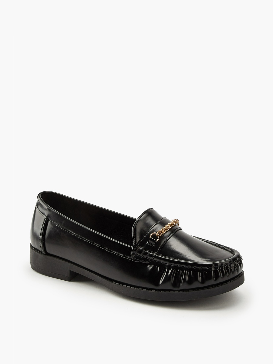 Chain Detail Slip-On Loafers