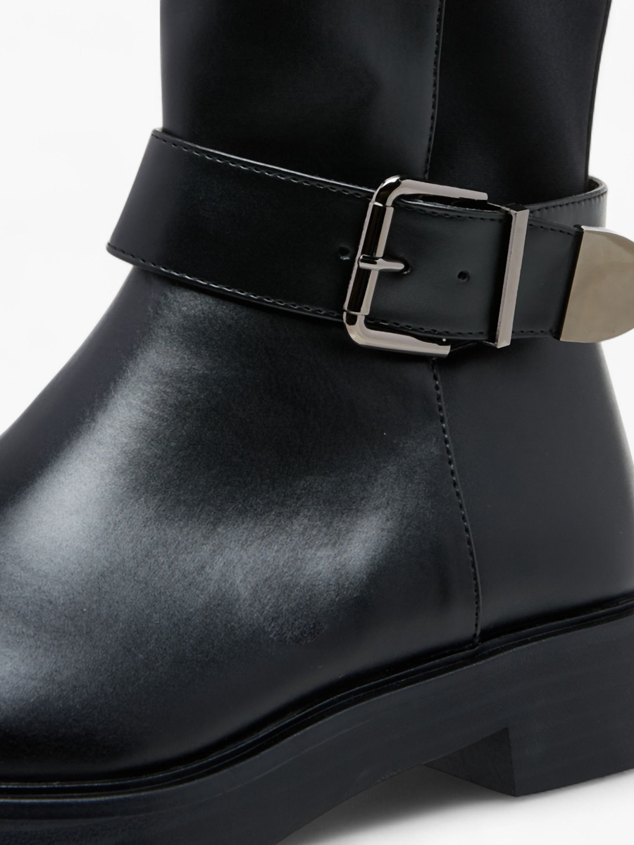 Panelled High Shaft Boots with Zip Closure