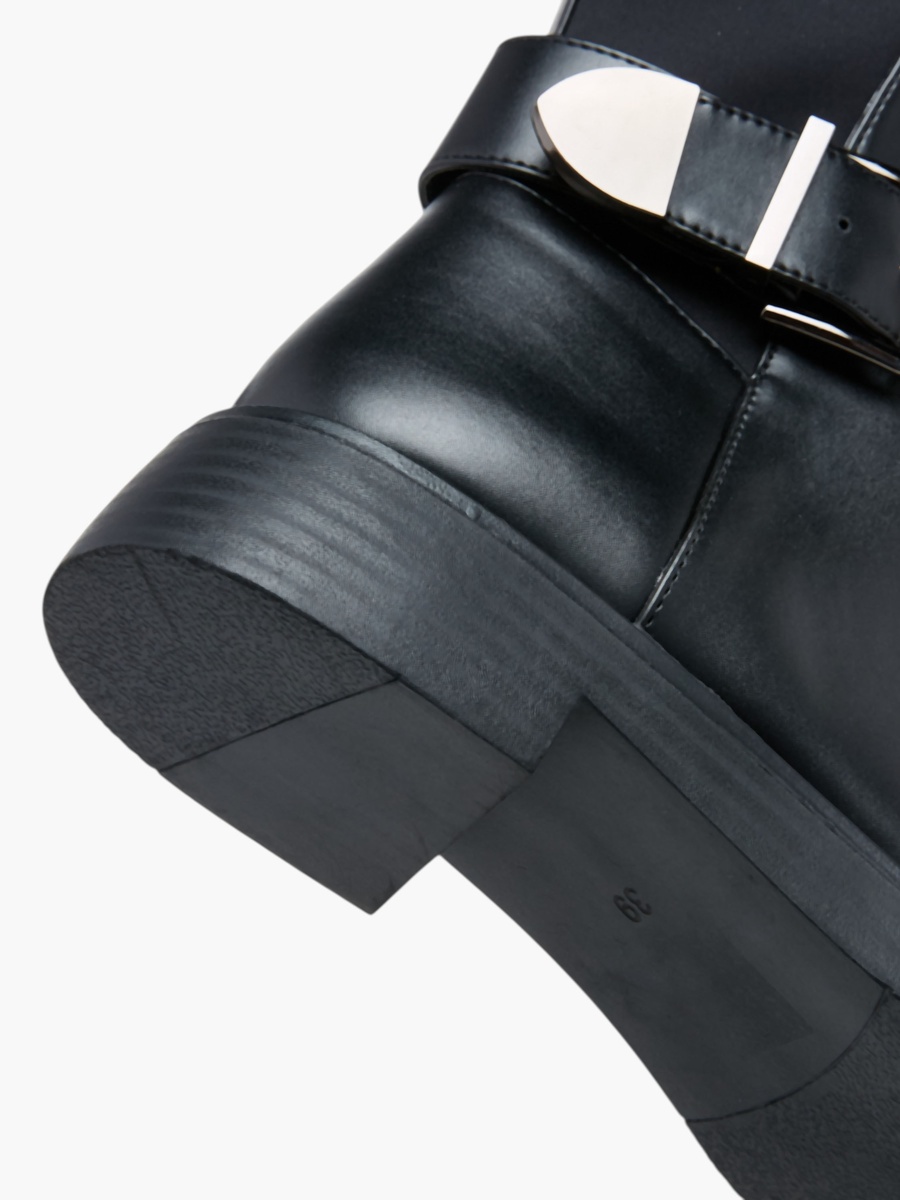 Panelled High Shaft Boots with Zip Closure