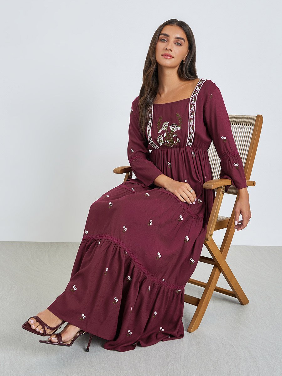 Embroidered Elbow Sleeves Tiered Maxi Dress For Women at Kuwait | Styli Embroidered Elbow Sleeves Tiered Maxi Dress For Women at Kuwait | Styli