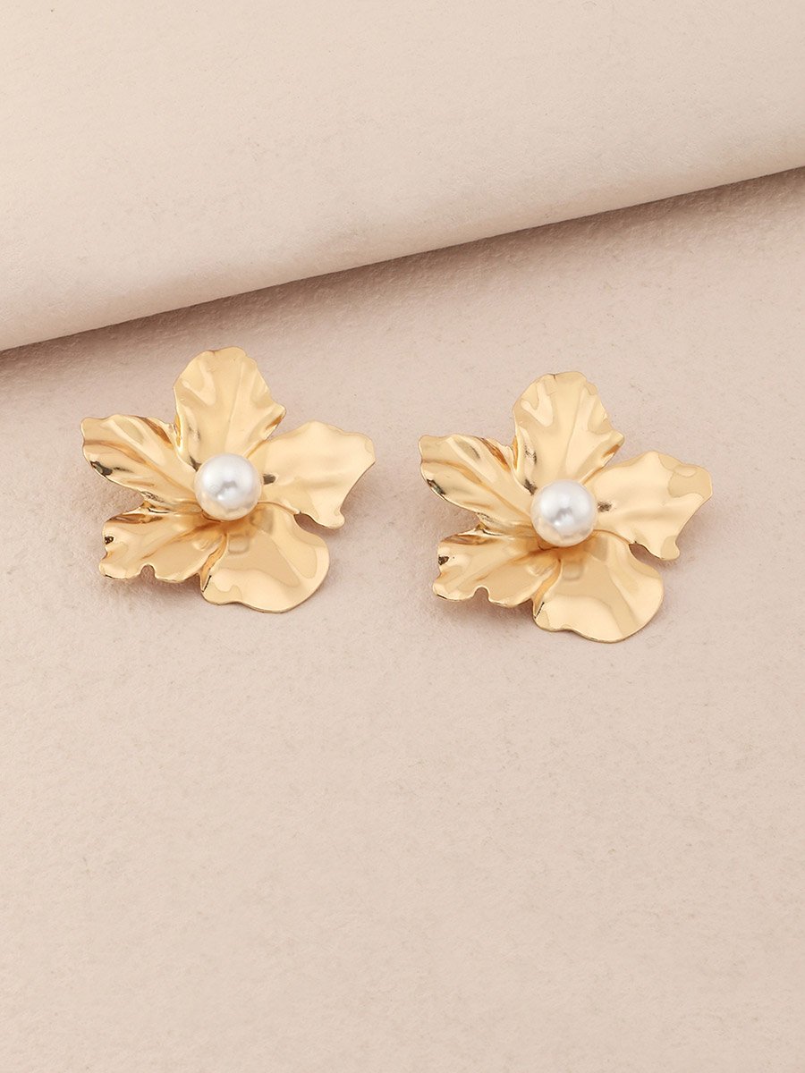 Floral Faux Pearl Embellished Earrings