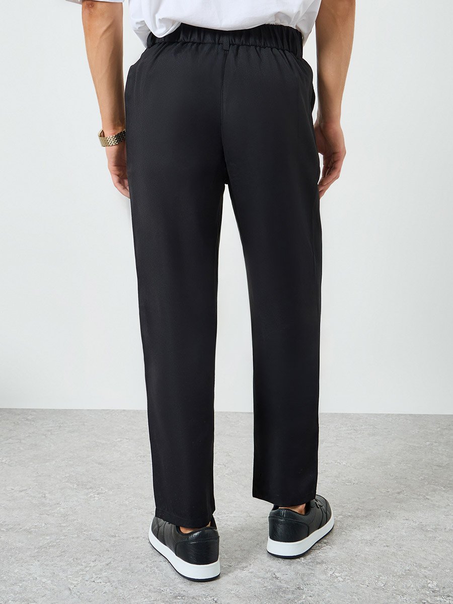 Men Black Slant Pocket Pleated Straight Leg Pants