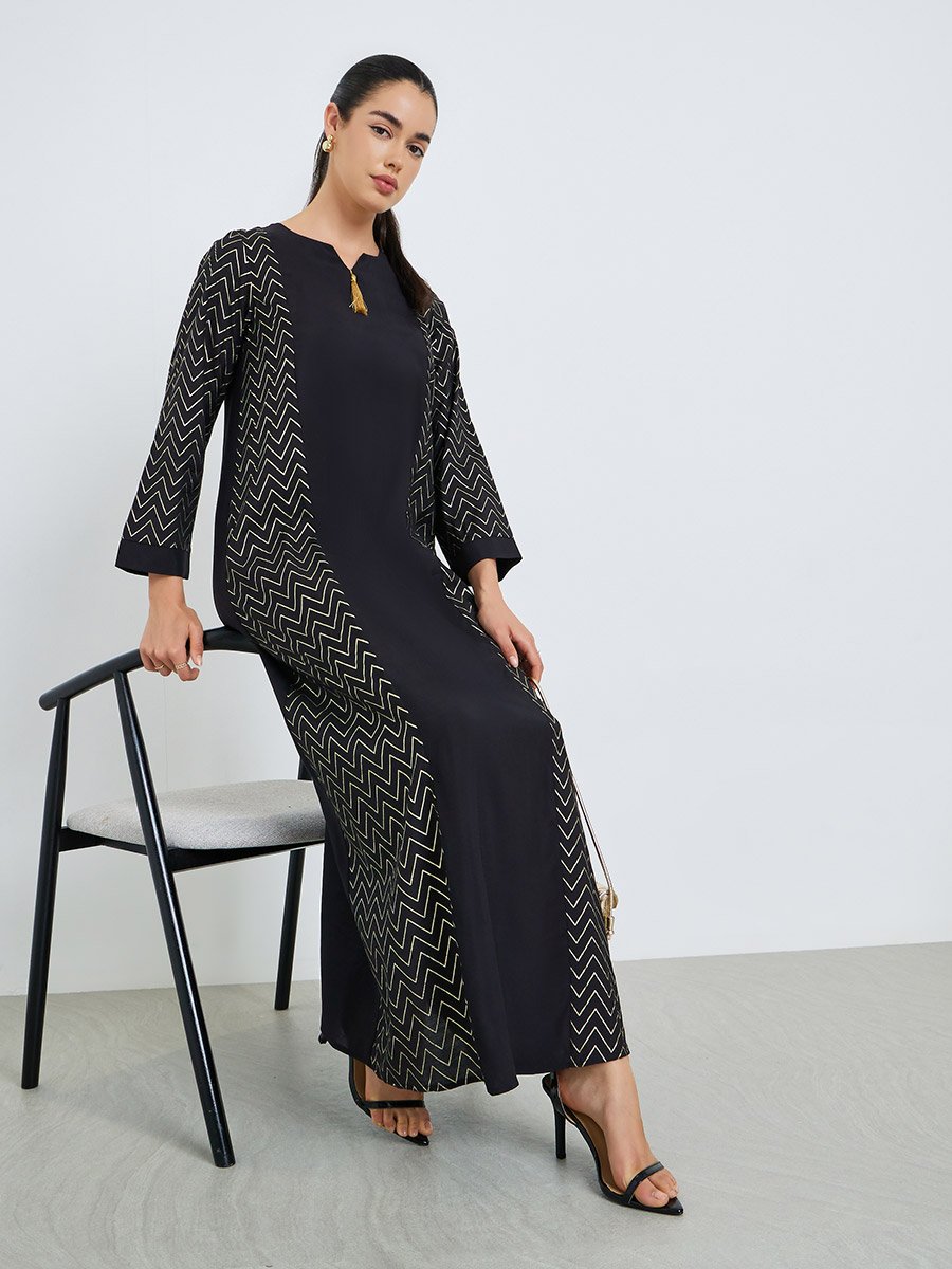 Black Zig Zag Foil Print Jalabiya