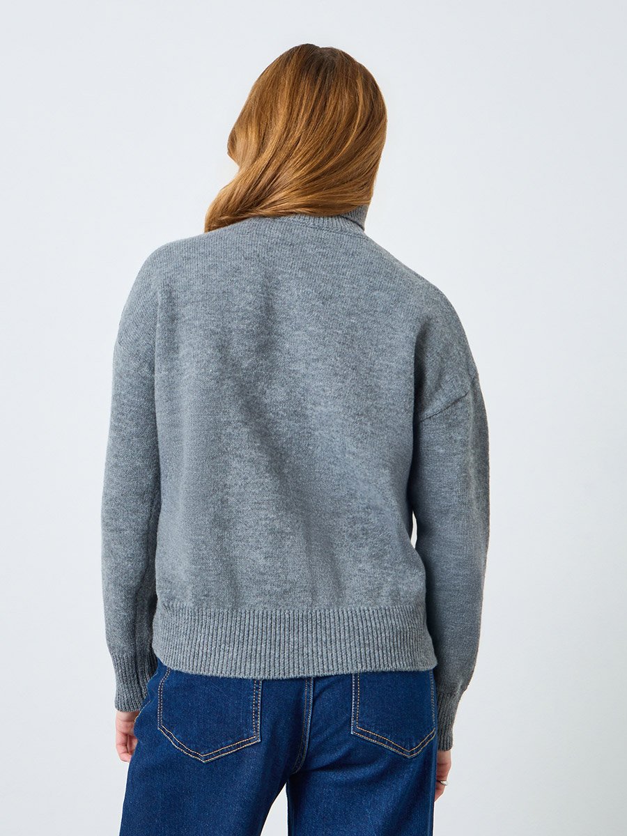 Women Solid Turtle Neck Long Sleeve Sweater