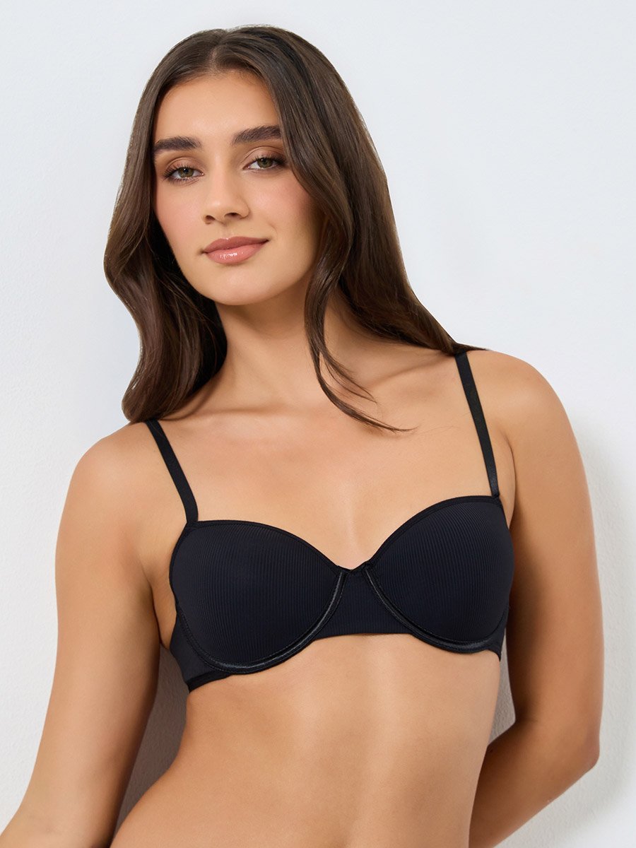 Solid Textured Padded Wired Bra