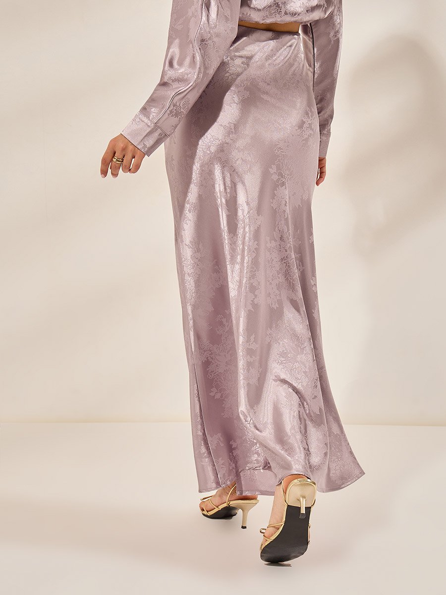 Women Jacquard Satin Skirt with Flared Hem