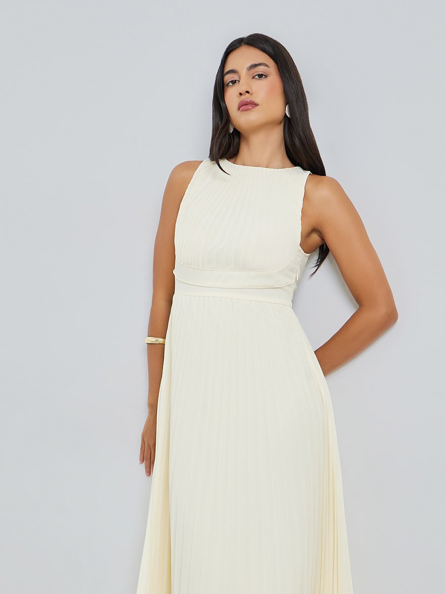 Cream Pleated Sleeveless Maxi Dress