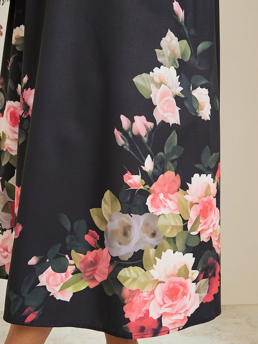 Women Black Floral Print A-Line Midi Skirt