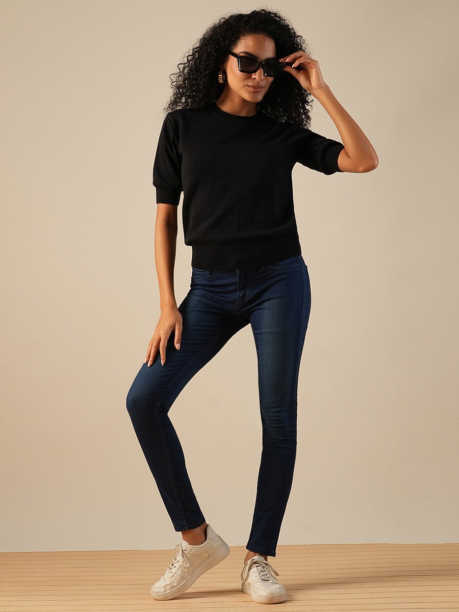 Women Black Round Neck Knitted Sweater
