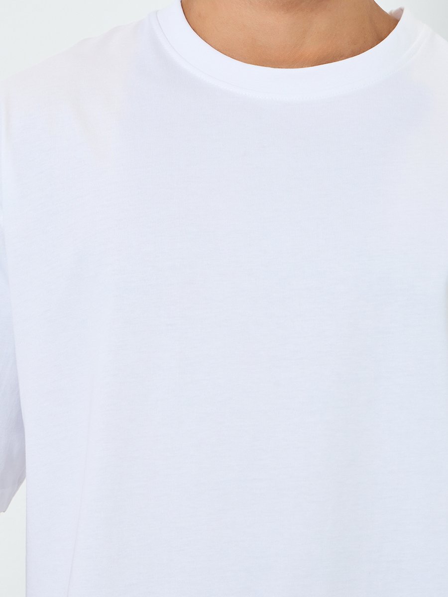 Men White Graphic Print Oversized T-Shirt