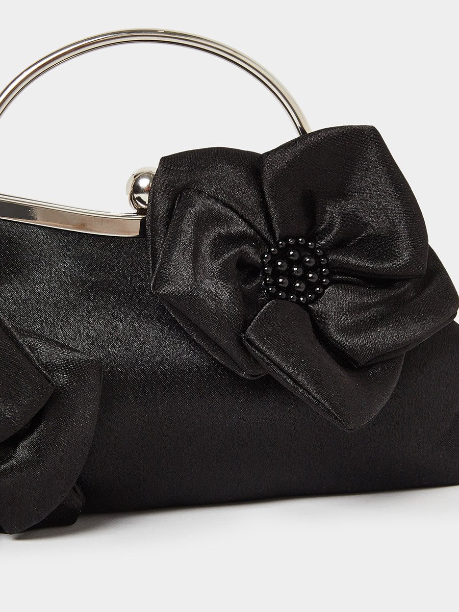 Flower Trim Clutch