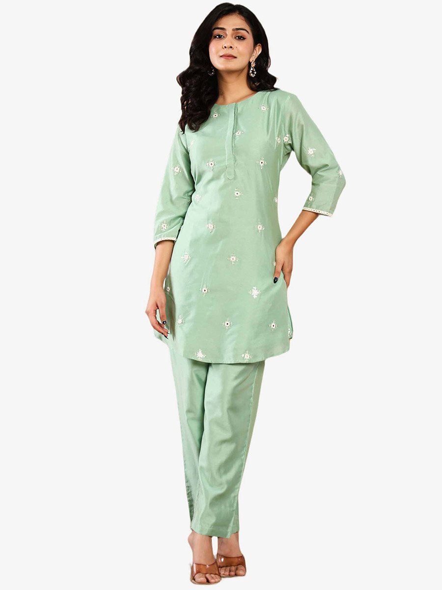 Women Pastel Green Embroidered Tunic and Pants Co-Ords