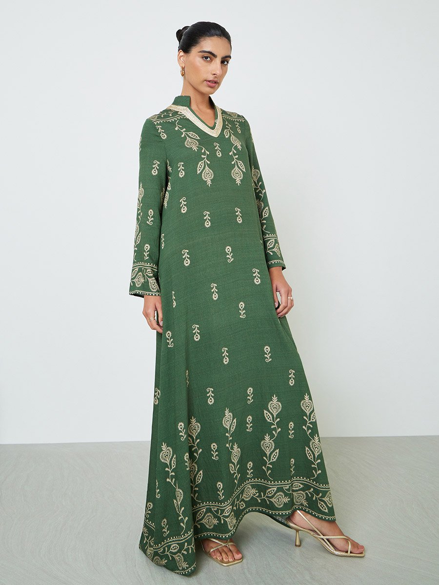 Green Embroidered Stand Collar Jalabiya