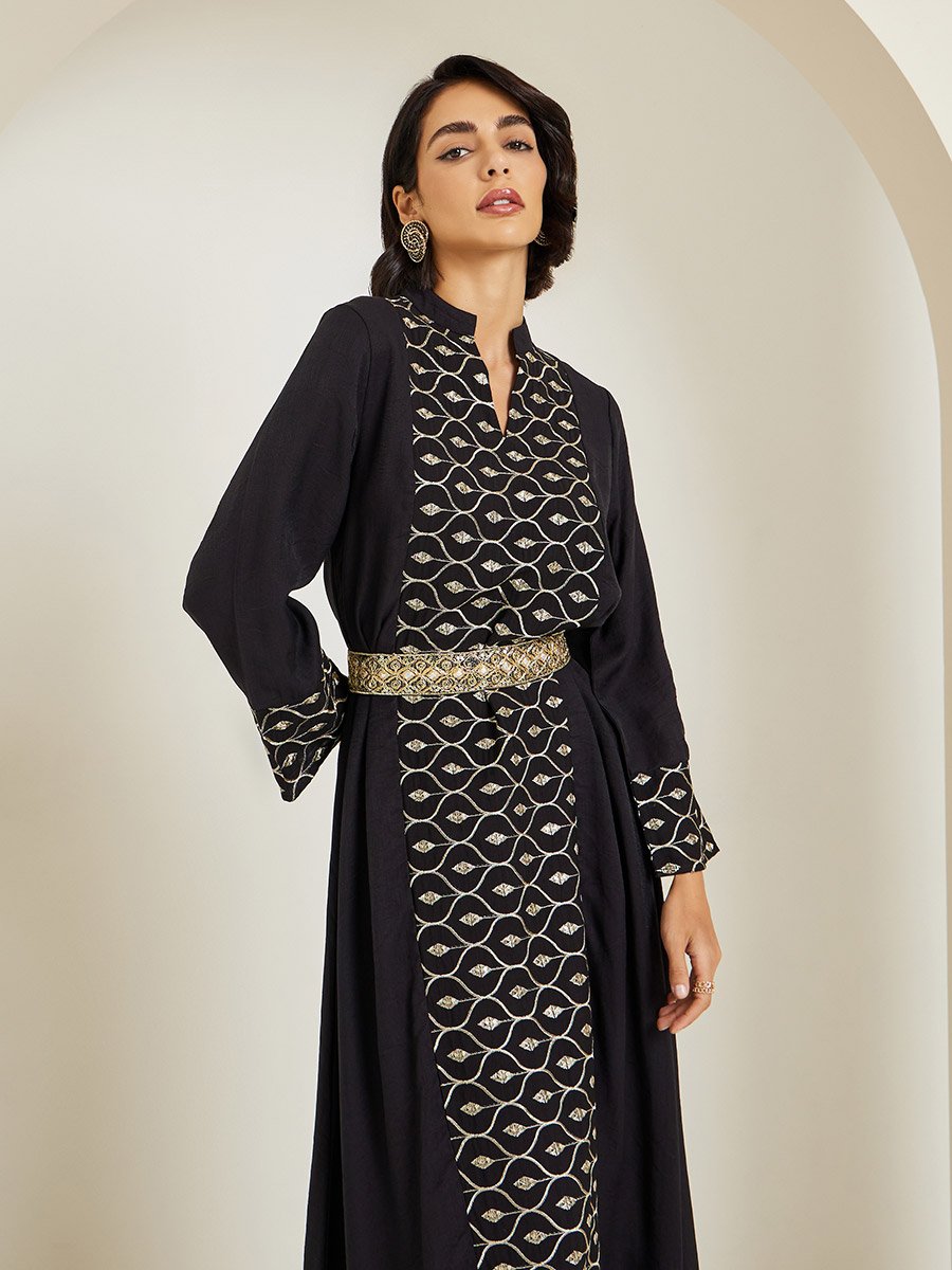 Women Black Embroidered Front Panel Belted Jalabiya