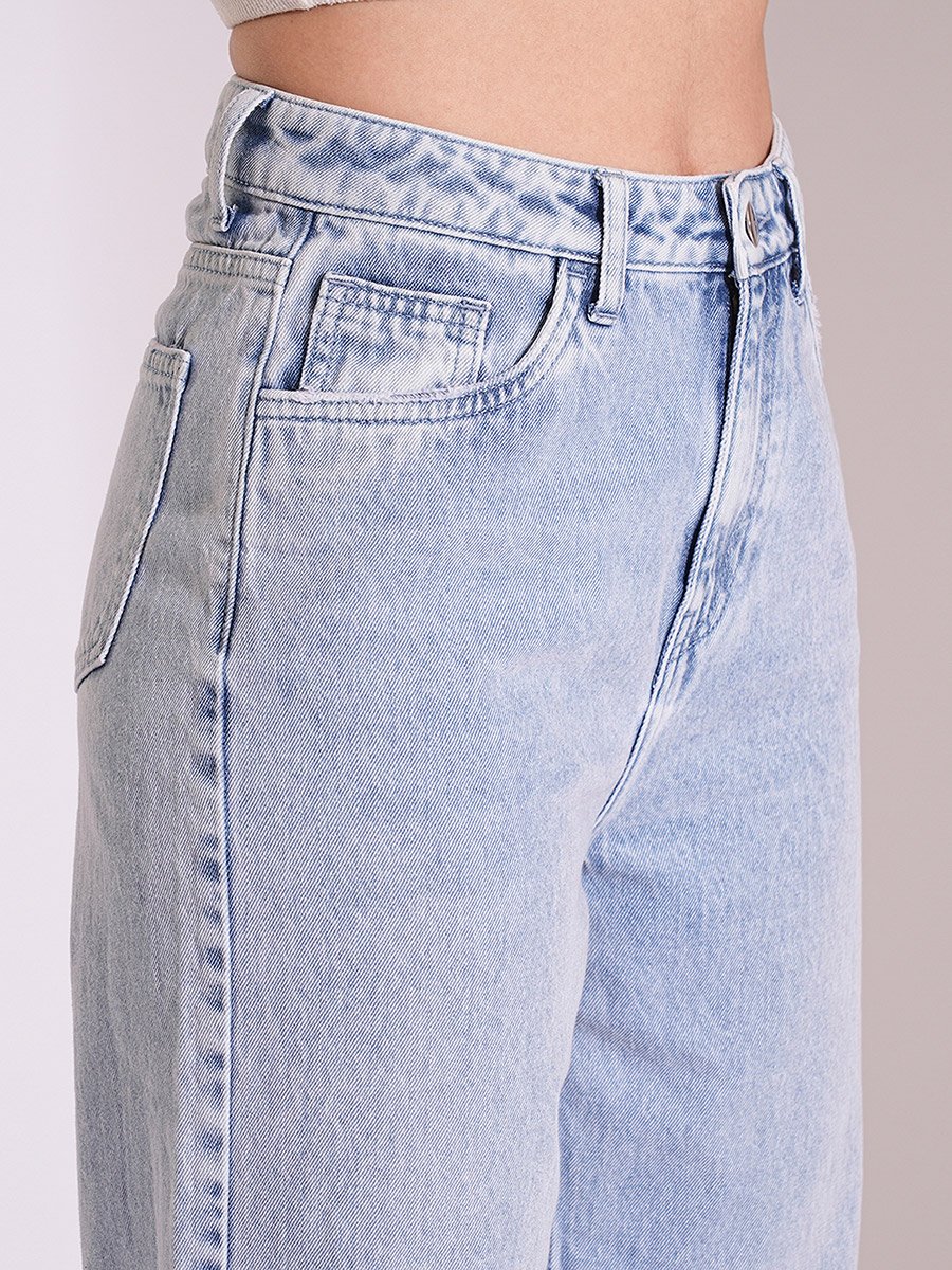 Light Wash Mid-Rise Straight Leg Jeans