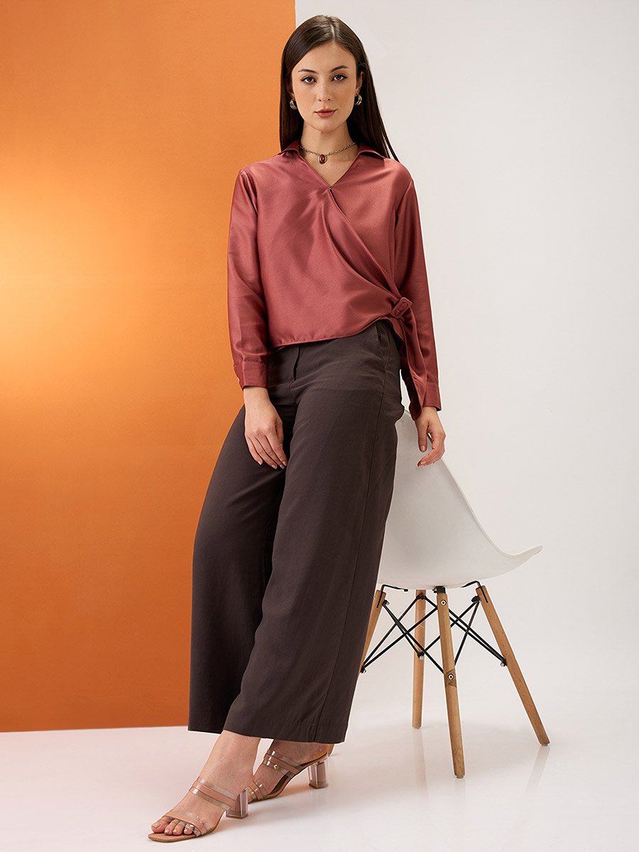 Women Solid Shirt Collar Twisted Buckle Detail Top