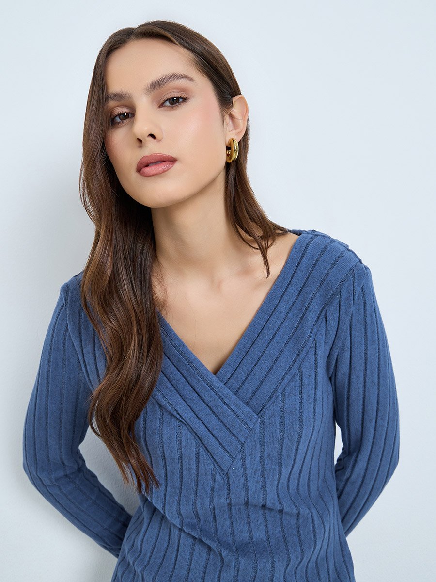 Women Blue V-Neck Long Sleeve Ribbed Top