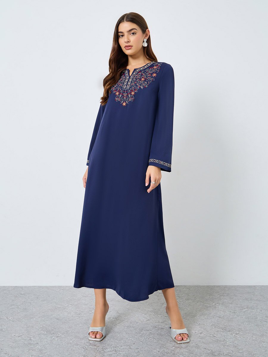 Embroidered Notch Neck Long Sleeve Jalabiya