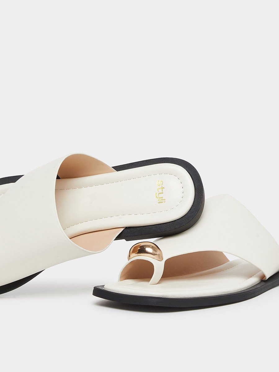 Solid Toe Post Flat Sandals