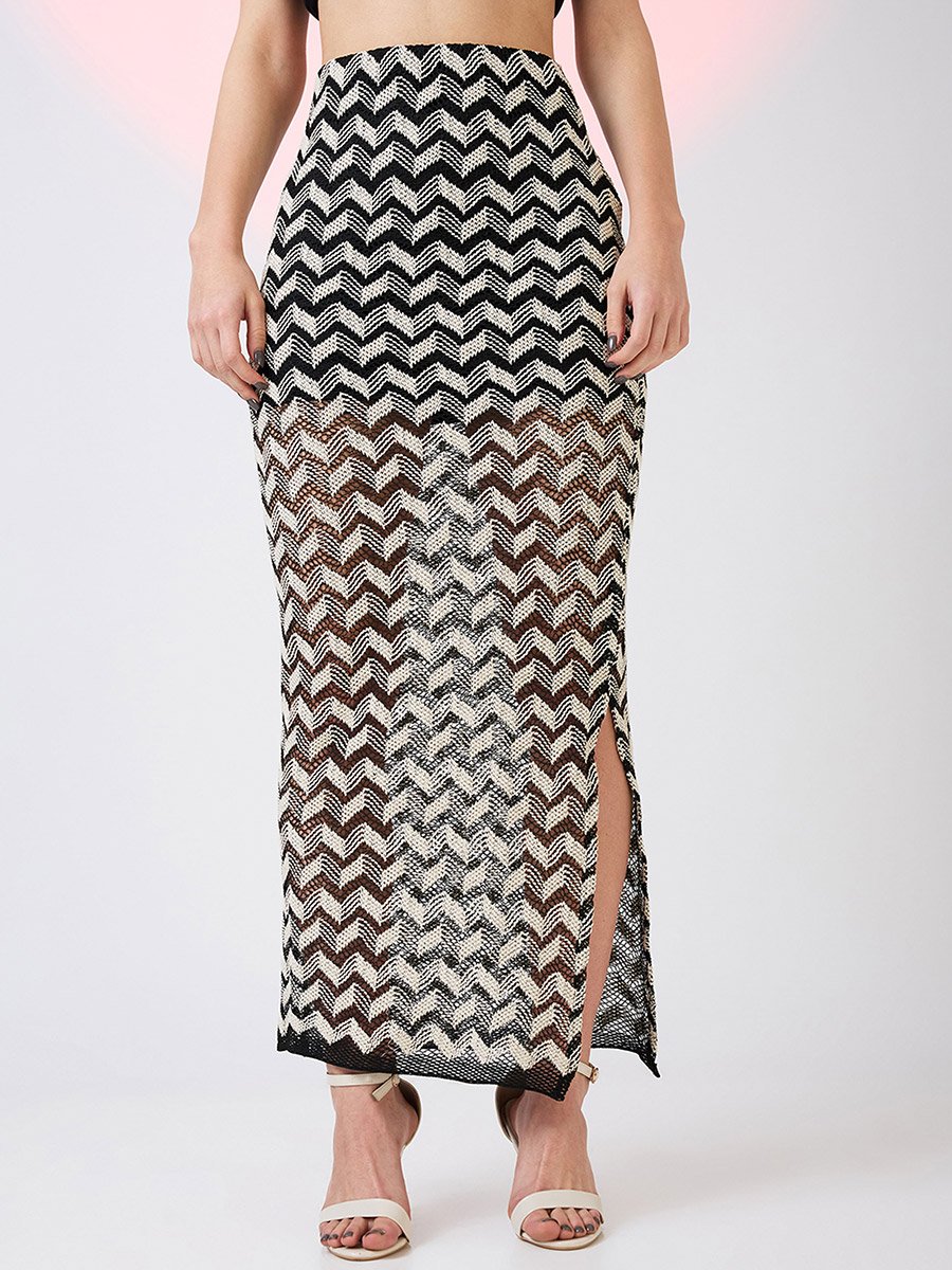 Black and White Chevron Pattern Crochet Maxi Skirt