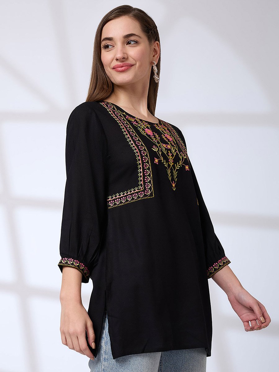 Floral Embroidered Yoke Fusion Tunic