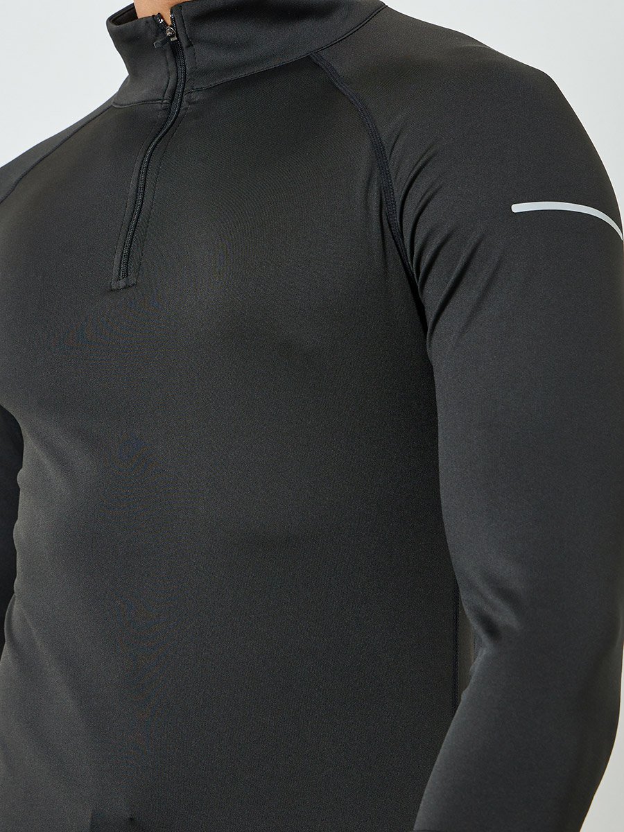 Men Black Long Sleeve Training Top