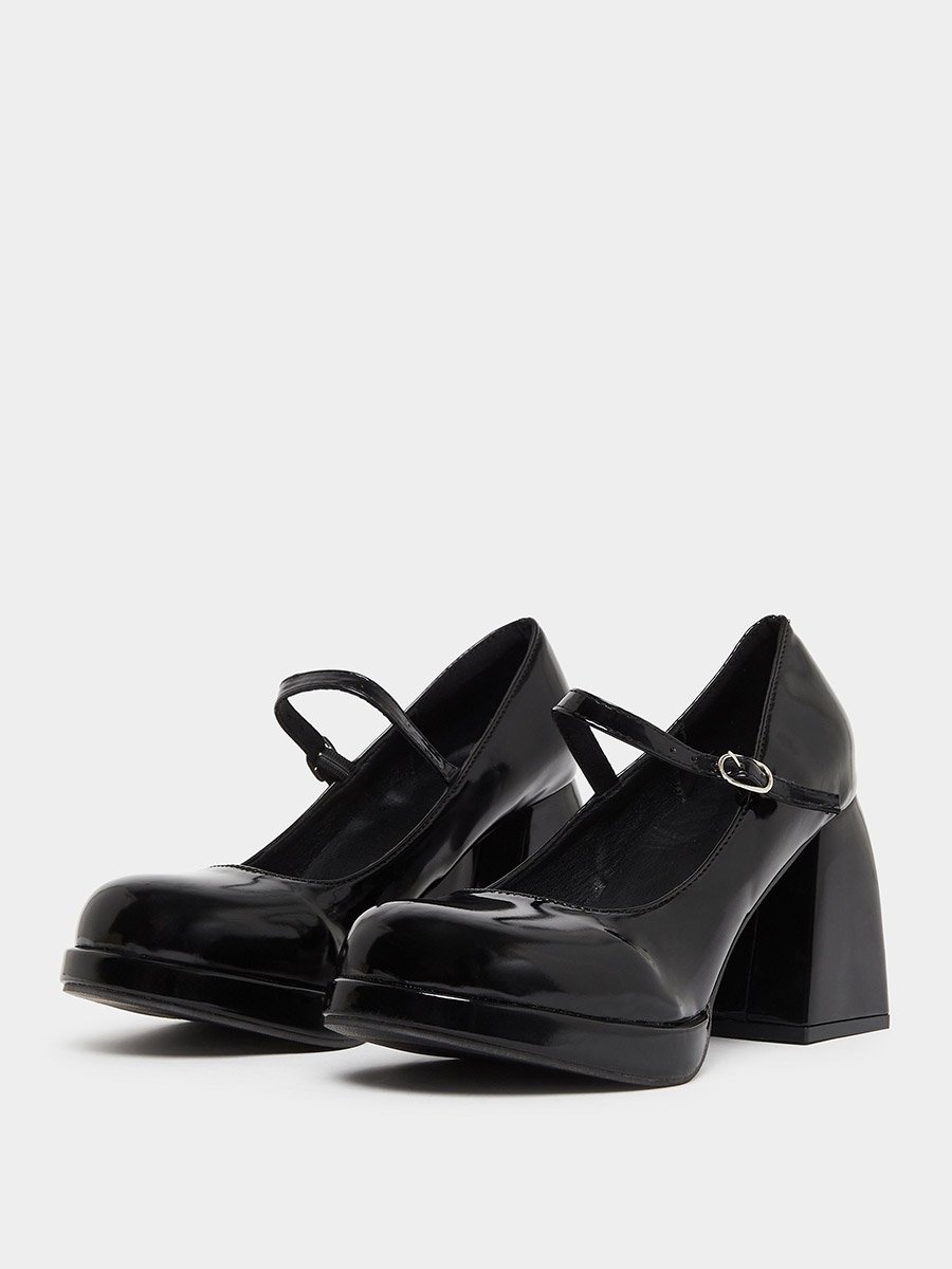 Solid Strap Patent Leather Chunky Heel Shoes