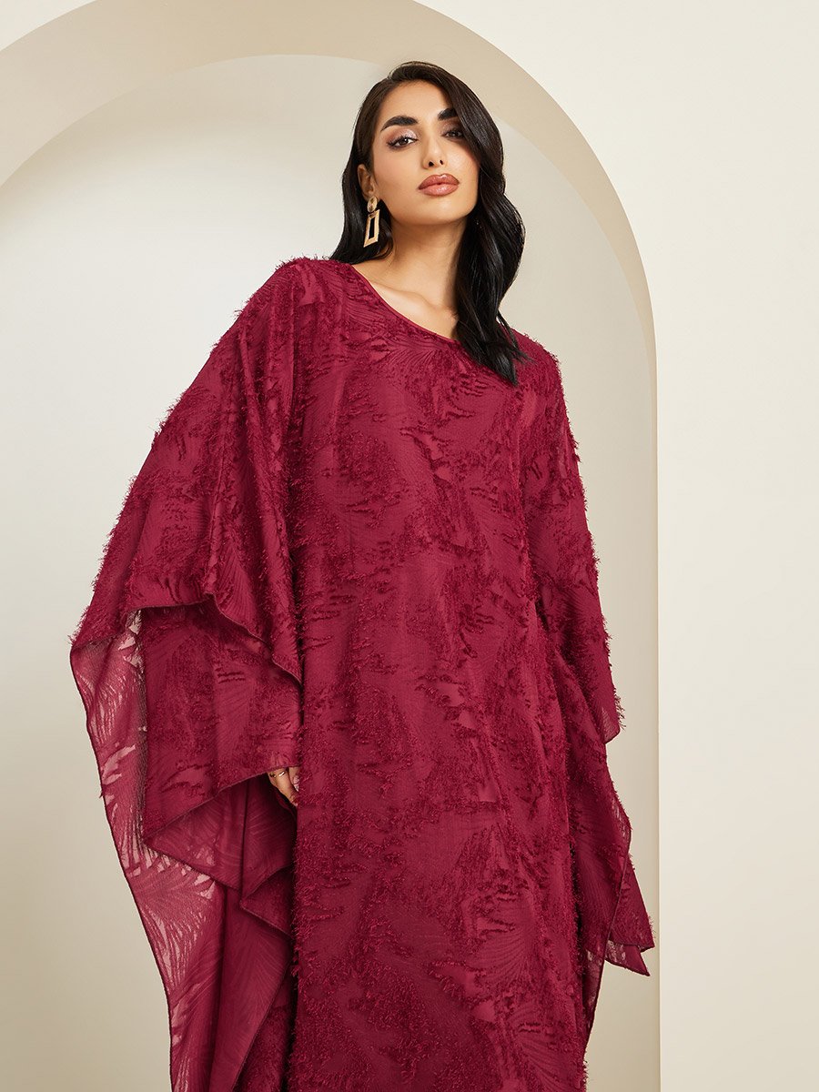 Women Burgundy Textured Maxi Kaftan For Women at UAE | Styli