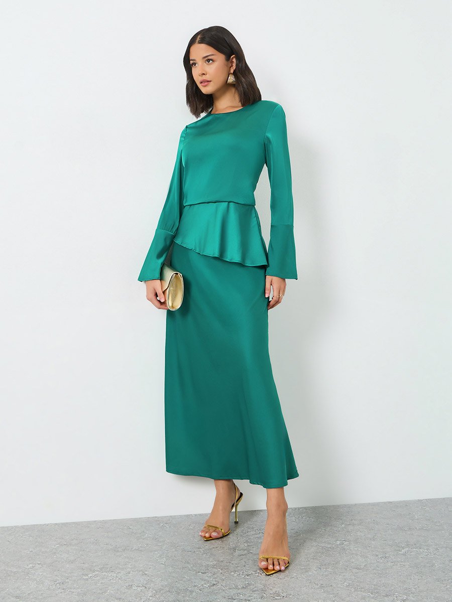 Green Satin Bell Sleeves Maxi Dress