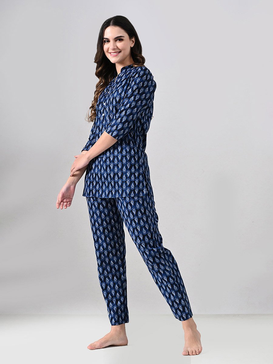 Women Cotton All Over Print Top and Pyjama Set