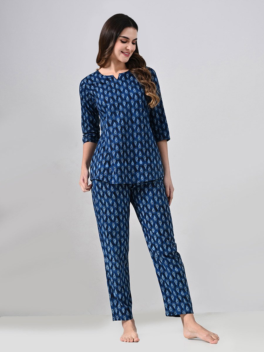 Women Cotton All Over Print Top and Pyjama Set