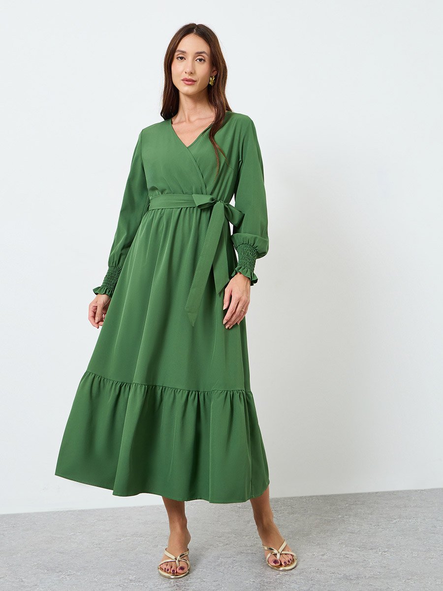 Women Solid V Neck Midi Dress with Tie Belt